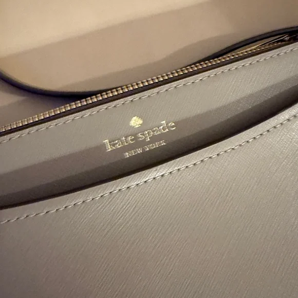 Kate Spade New York Rory Crossbody Bag in gray saffiano leather - Picture 4 of 11